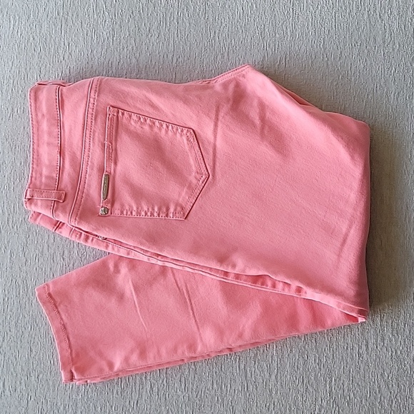 Celebrity Pink Denim - Celebrity PINK cropped pants in pink.  Size is 9.
